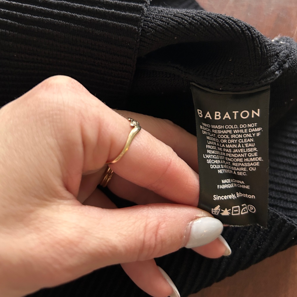 Aritzia Babaton Sculpt Knit Squareneck Cropped Tank Top • size small - Picture 7 of 12